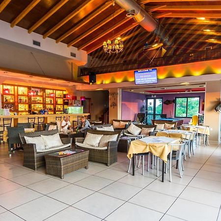 Costas Hotel Kalamaki  Luaran gambar