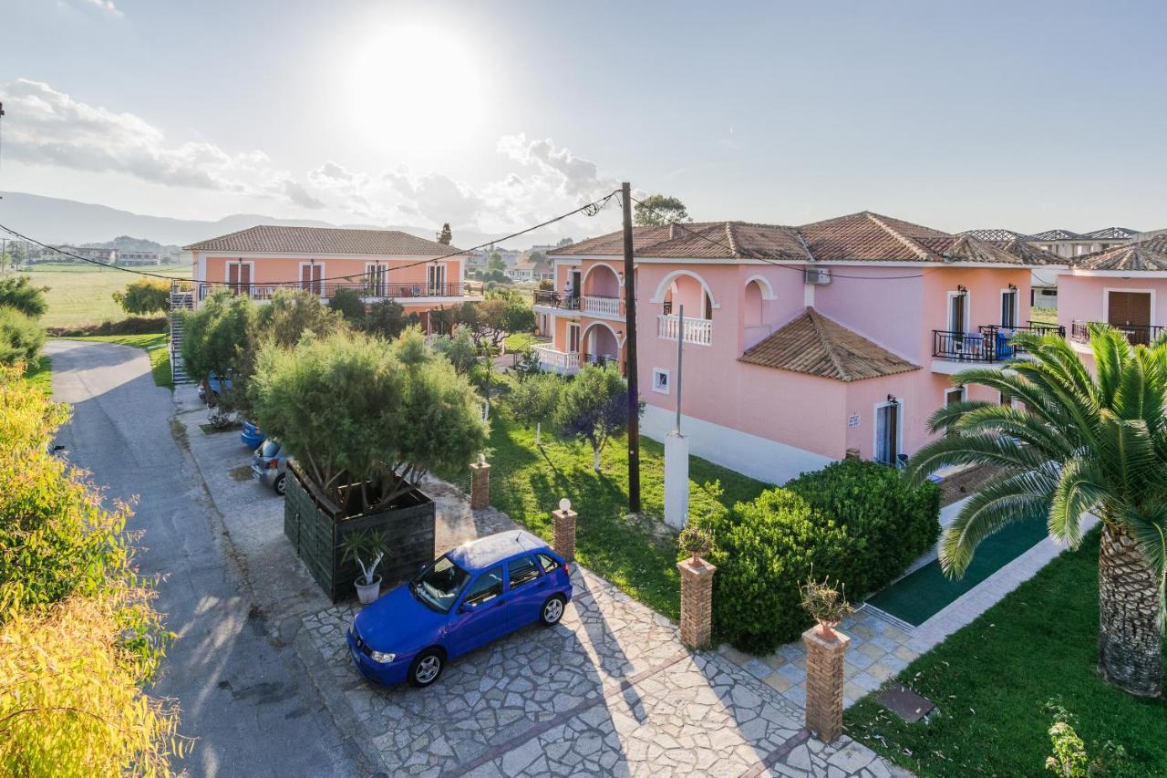 Costas Hotel Kalamaki  Luaran gambar